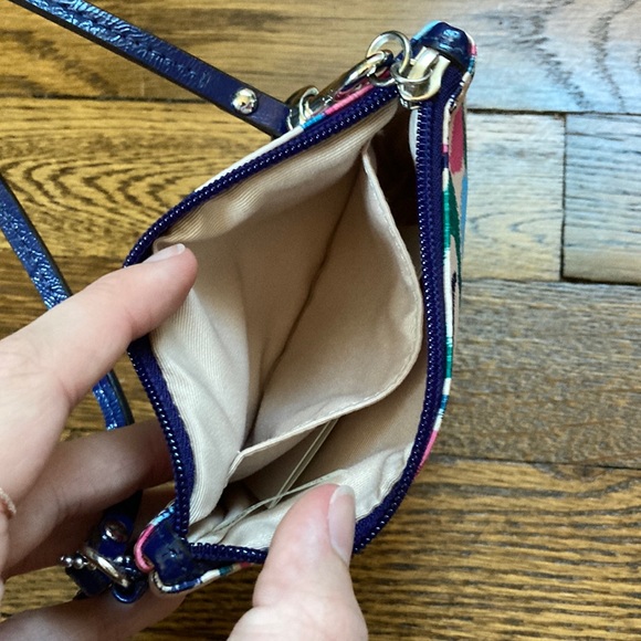 Coach Wristlet - Picture 4 of 4